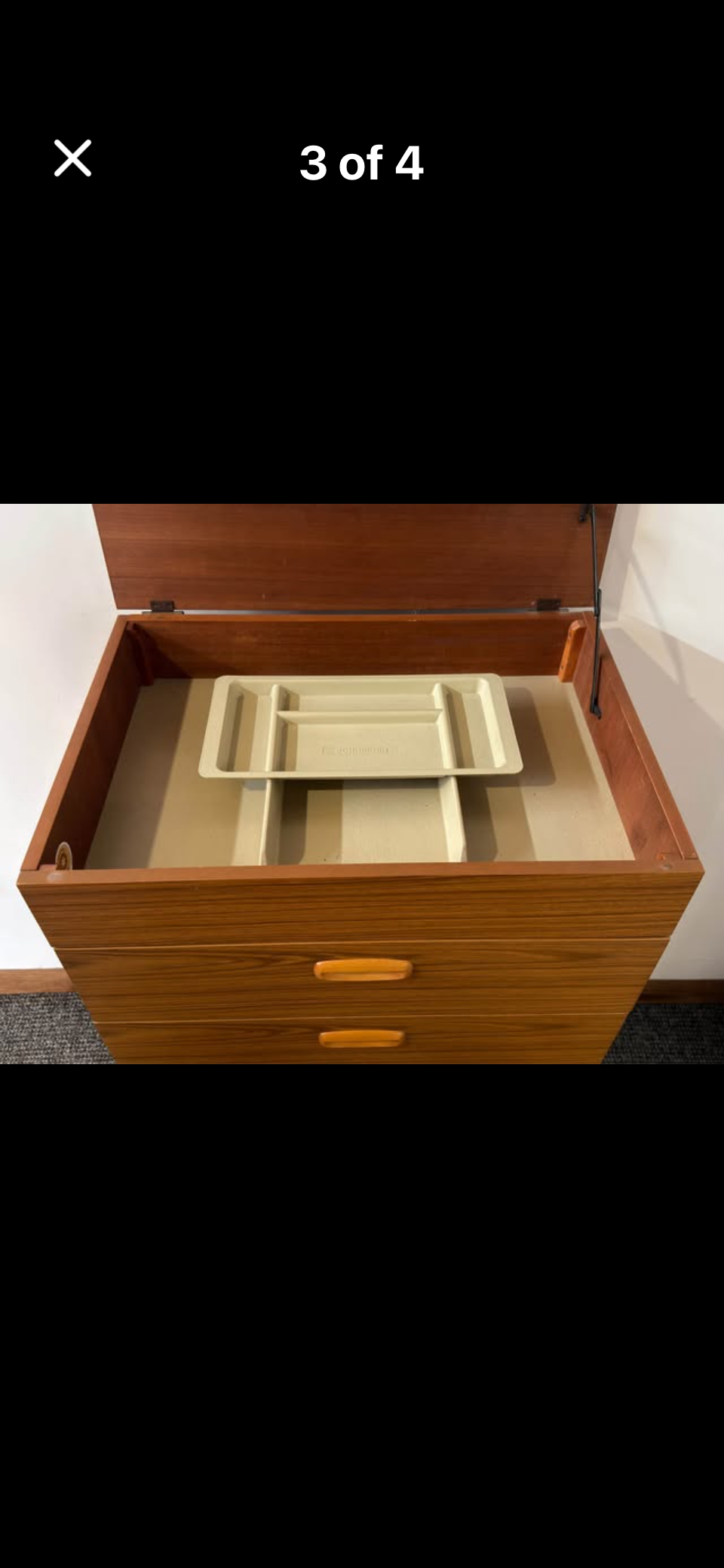 Mid century Schreiber 5 drawer chest with lift up vanity lid.