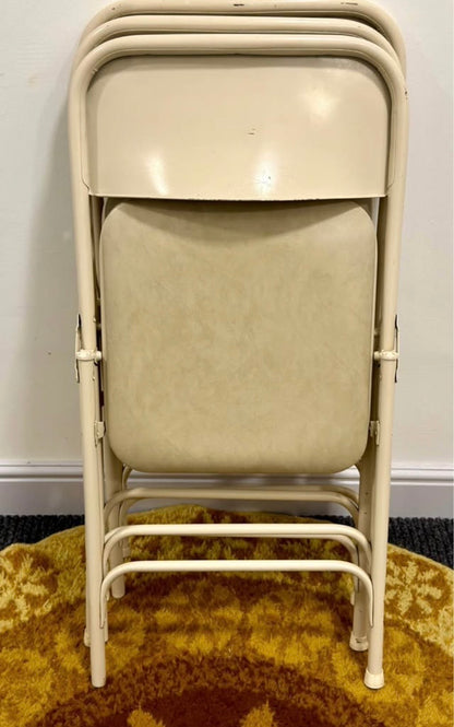 3 vintage Samsonite  folding chairs ….perfect for extra chairs for Xmas! Mp