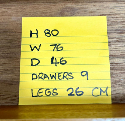 Lovely petite 4 drawer chest. Mid century,vintage, retro