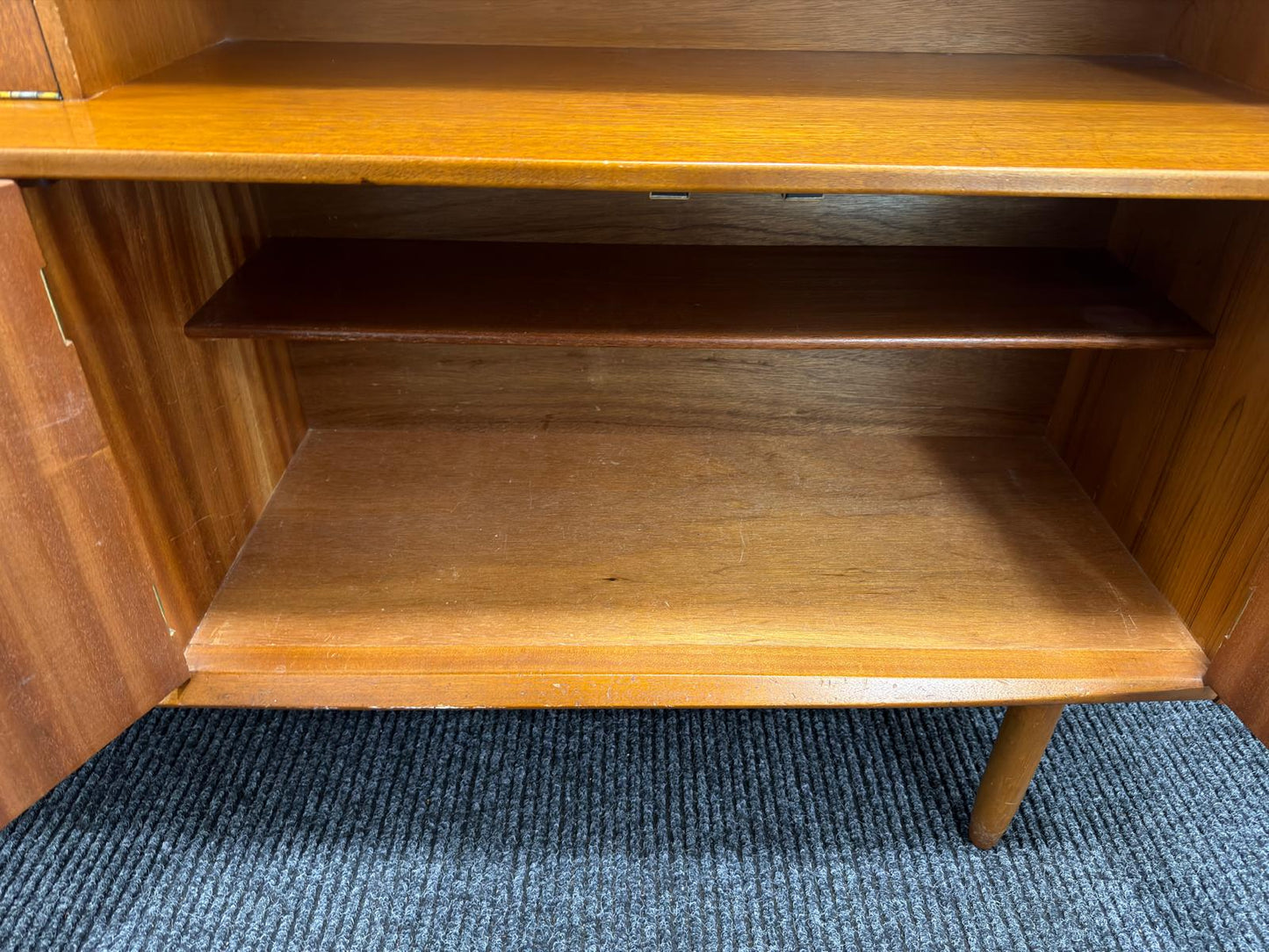 Mid century Highboard by Jentique. Vintage, retro.